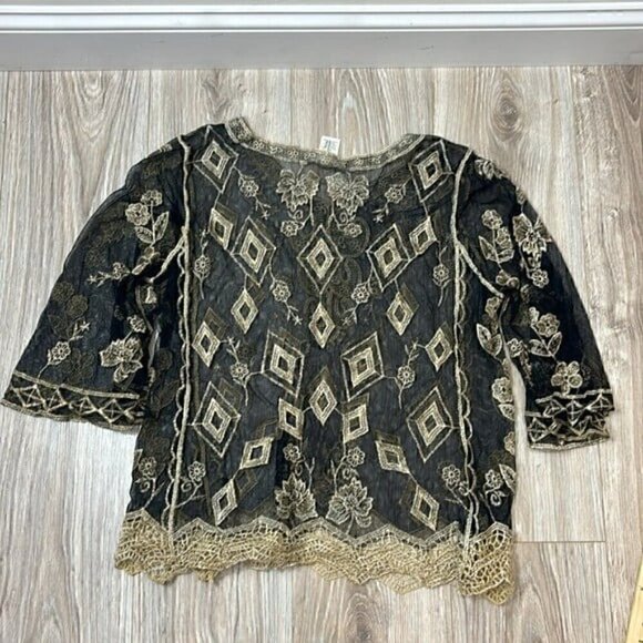 Ultra Pink shear golden blouse embroidered size large like new - Picture 5 of 5